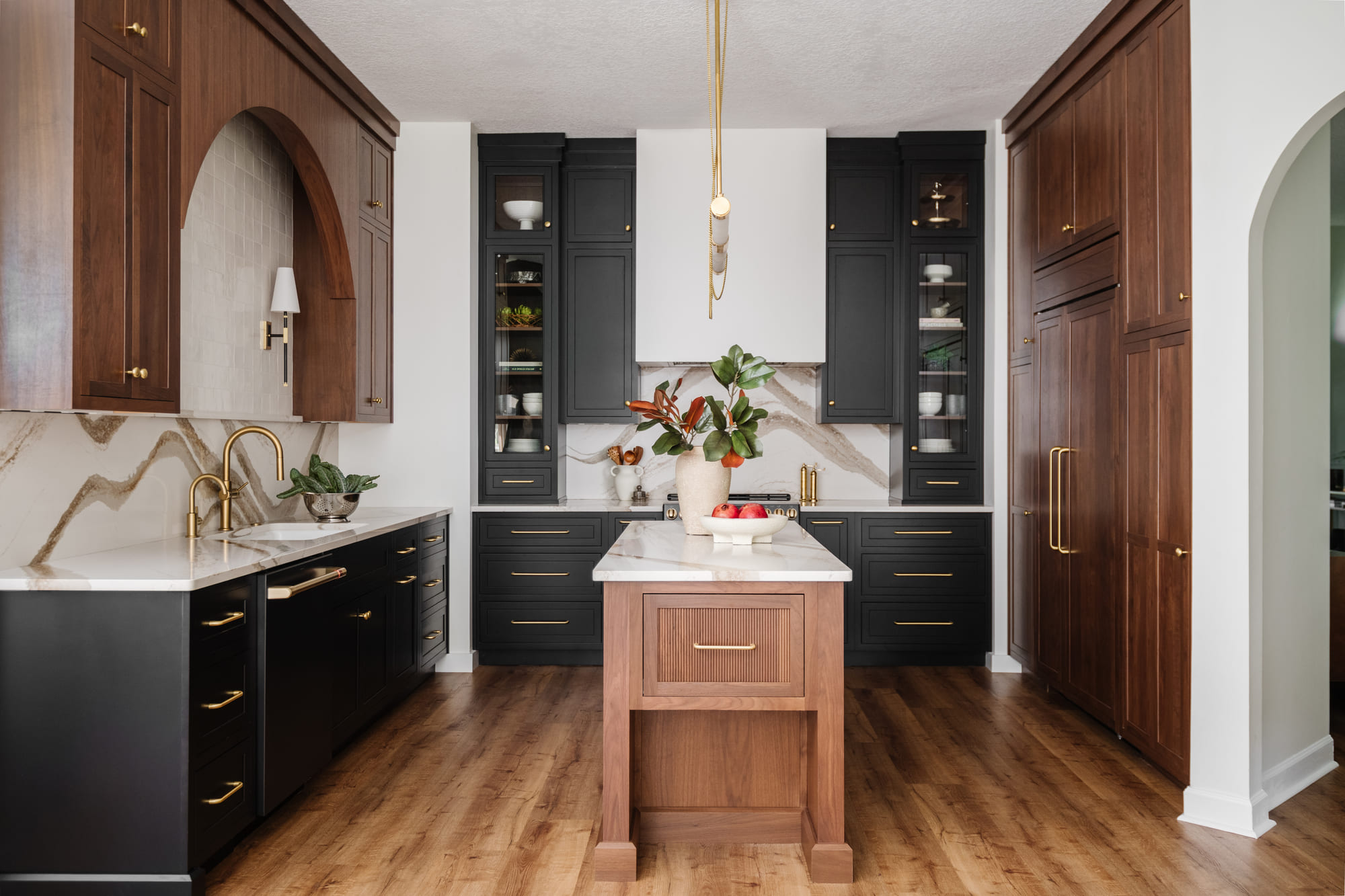 12818HuntleyManor-018-Edit